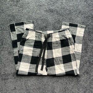 Black & White Old Navy Pajama Pants